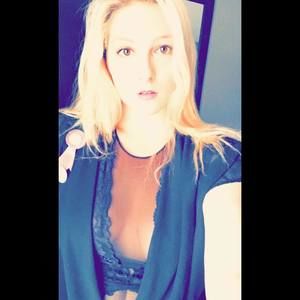 Meet your Posher, Elana